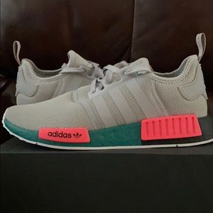 Men’s Adidas Sneakers.